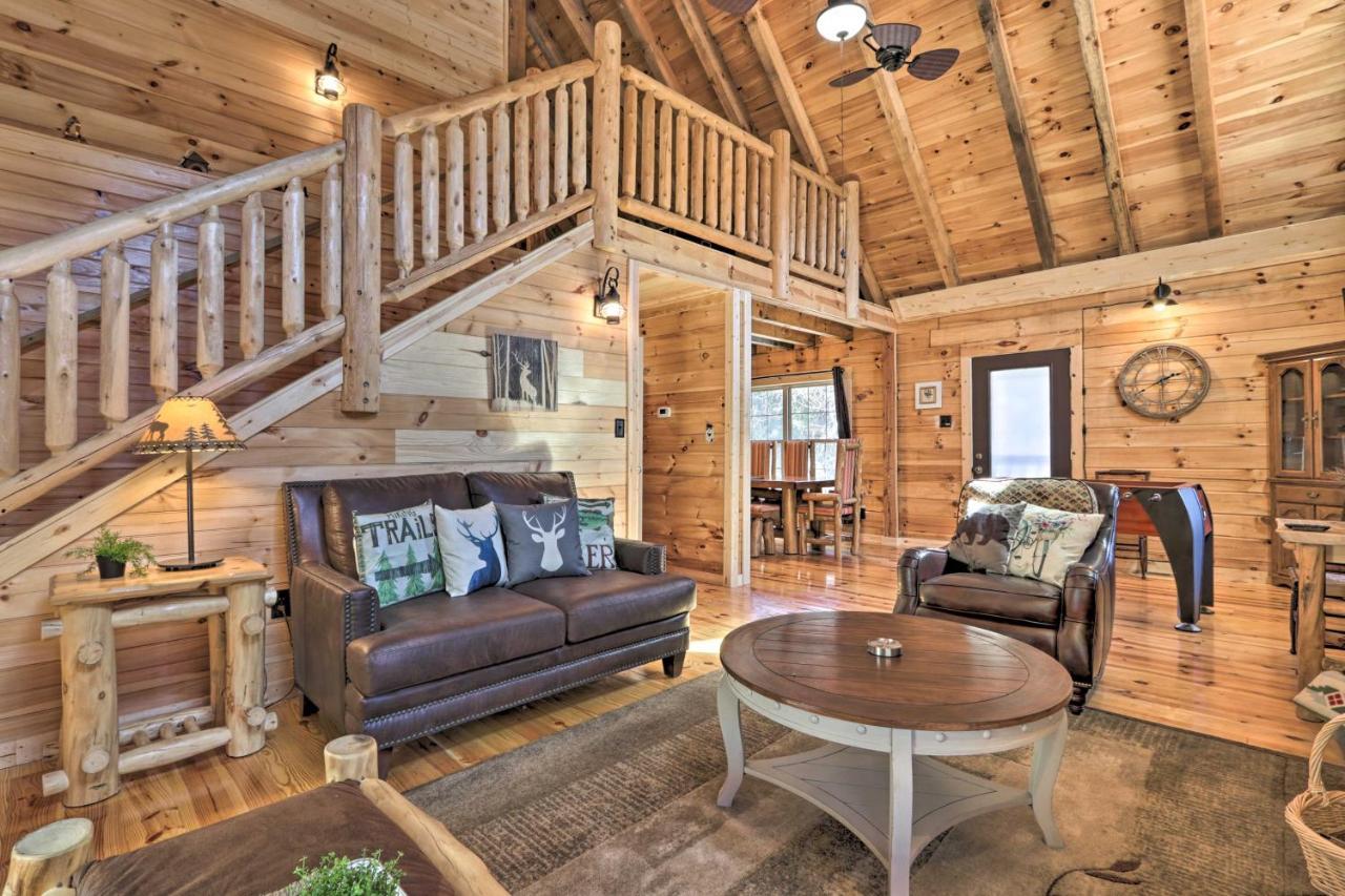 Gatlinburg Cabin With Loft And Game Room 1 Mi To Town Bagian luar foto