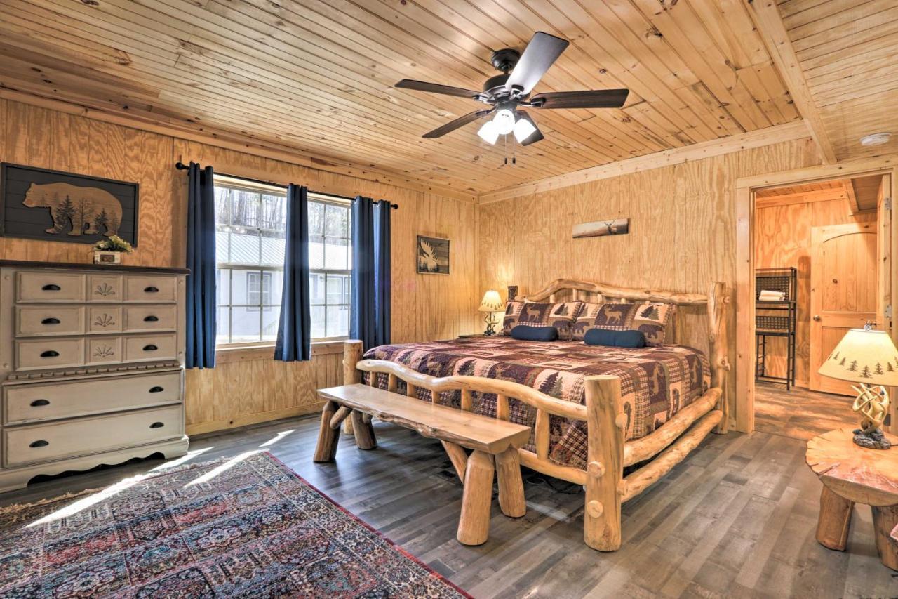 Gatlinburg Cabin With Loft And Game Room 1 Mi To Town Bagian luar foto