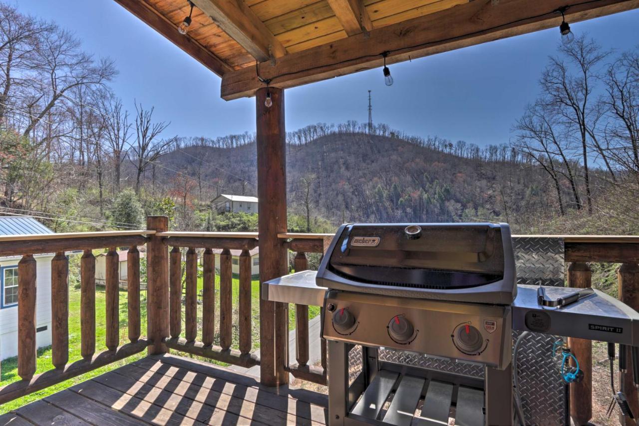 Gatlinburg Cabin With Loft And Game Room 1 Mi To Town Bagian luar foto