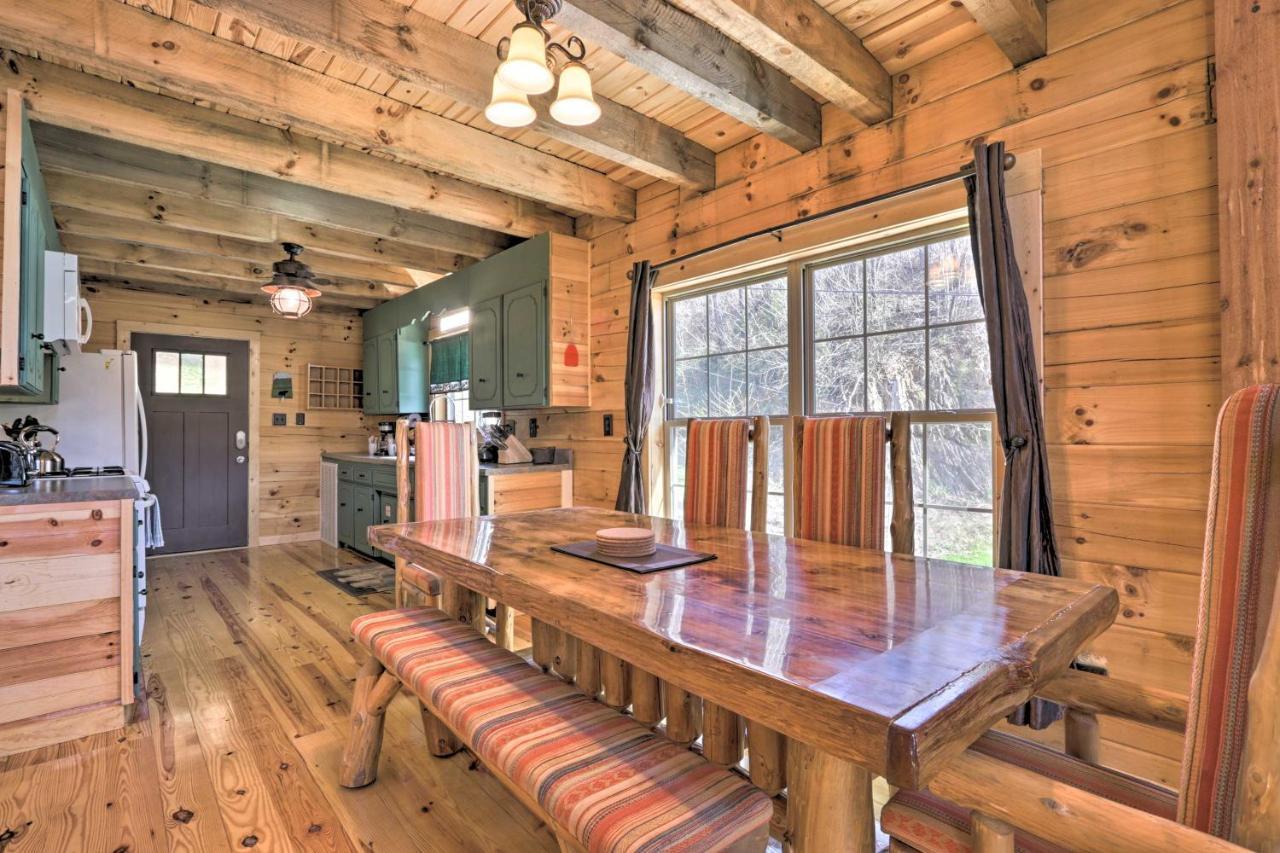 Gatlinburg Cabin With Loft And Game Room 1 Mi To Town Bagian luar foto